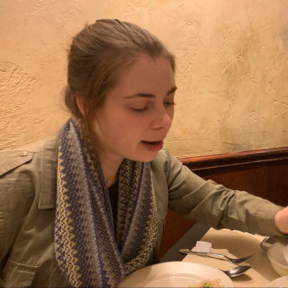 Meet your Posher, Ari